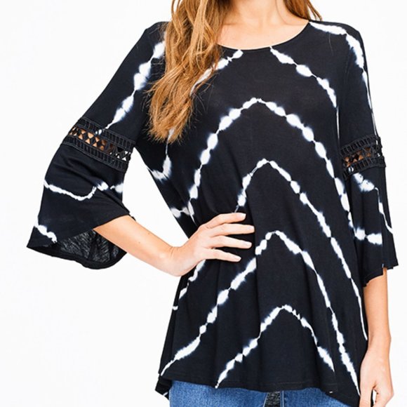 Lapis Tops - Lapis Tie Dye Crochet Trim Tunic Top